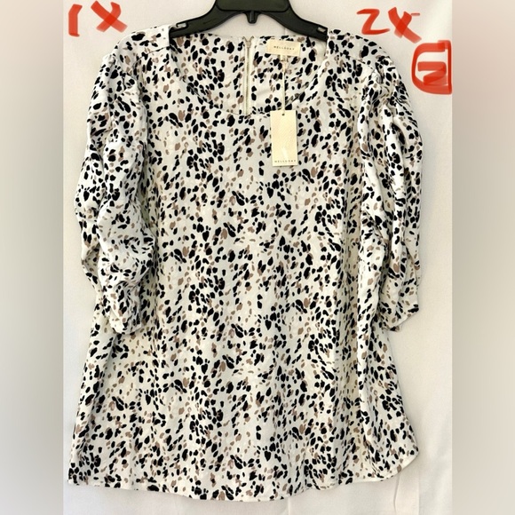 MELLODAY Tops - MELLODAY Black and Brown Patterned Blouse